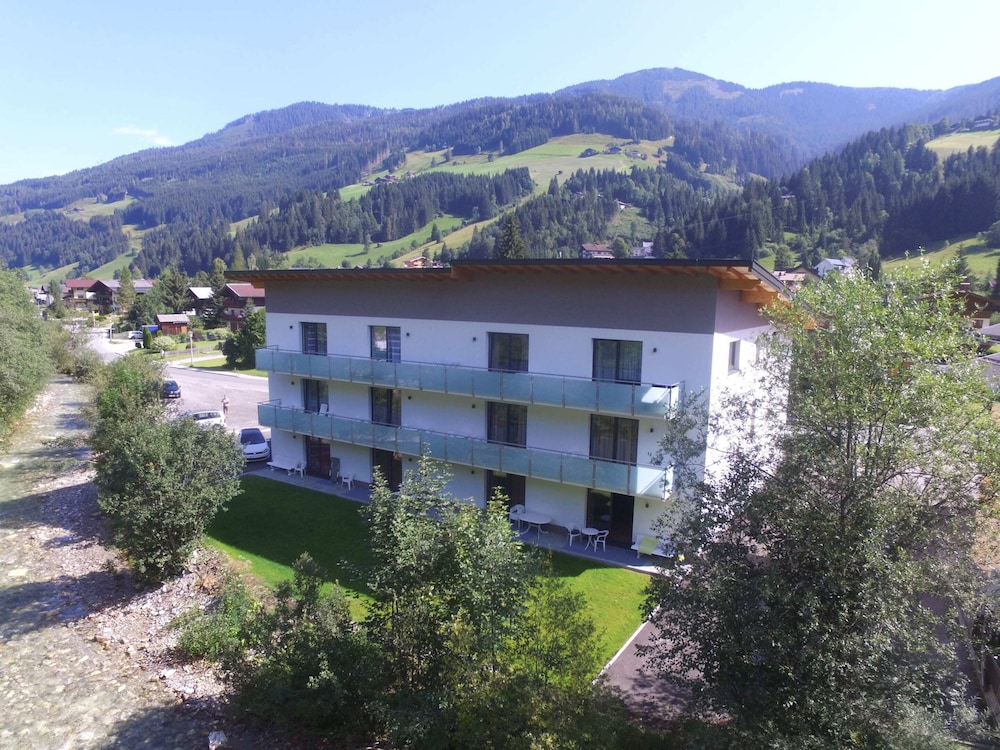 Apartment in Kleinarl Near Ski Lift