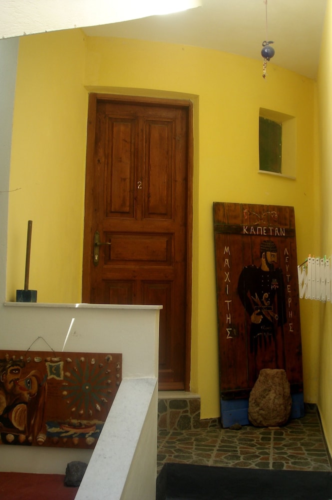 Photo 51