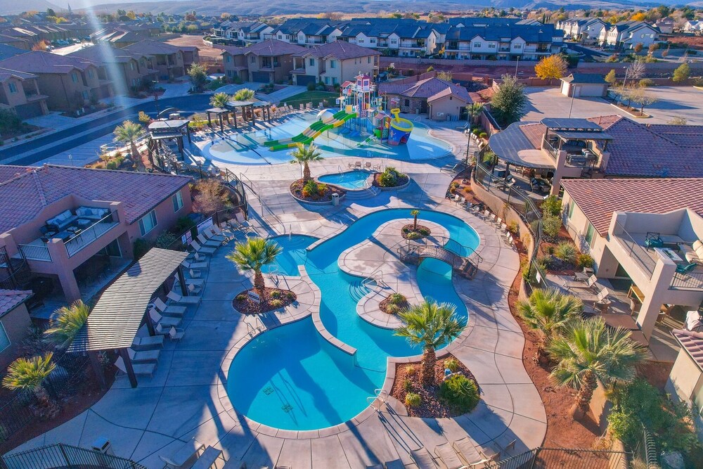 Splash Pad Place #29 3 Bedroom Home