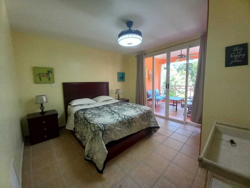 Las Brisas, Juan Dolio, 3br, 2 Pools, Jacuzzi, Beach, Golf, 7 Sleeps