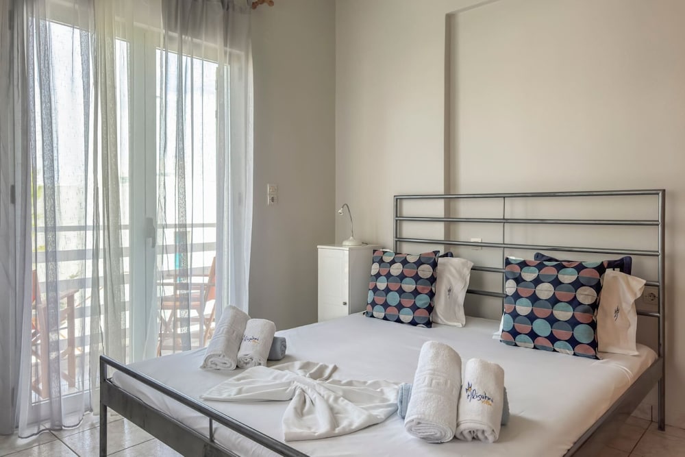 Alisahni Home 1