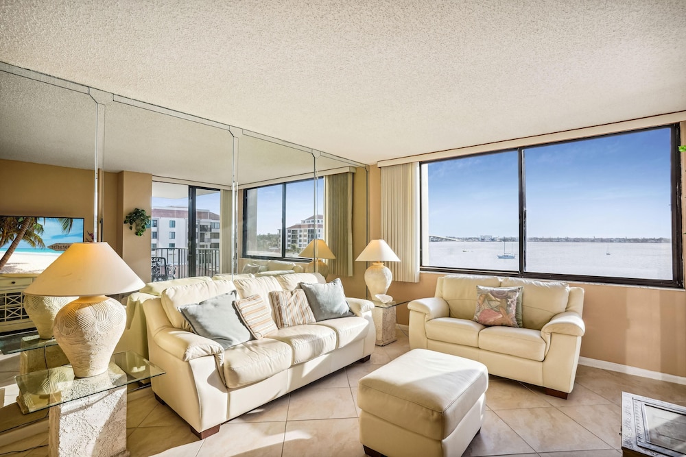 Bahia Del Mar 1 501