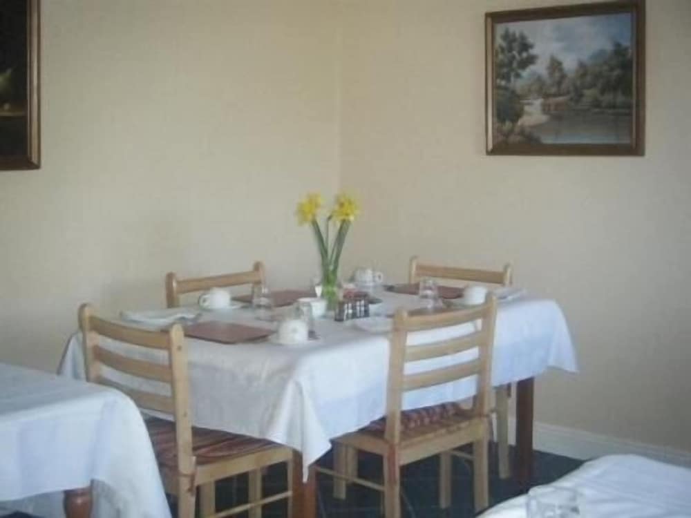 Brooklodge B&B