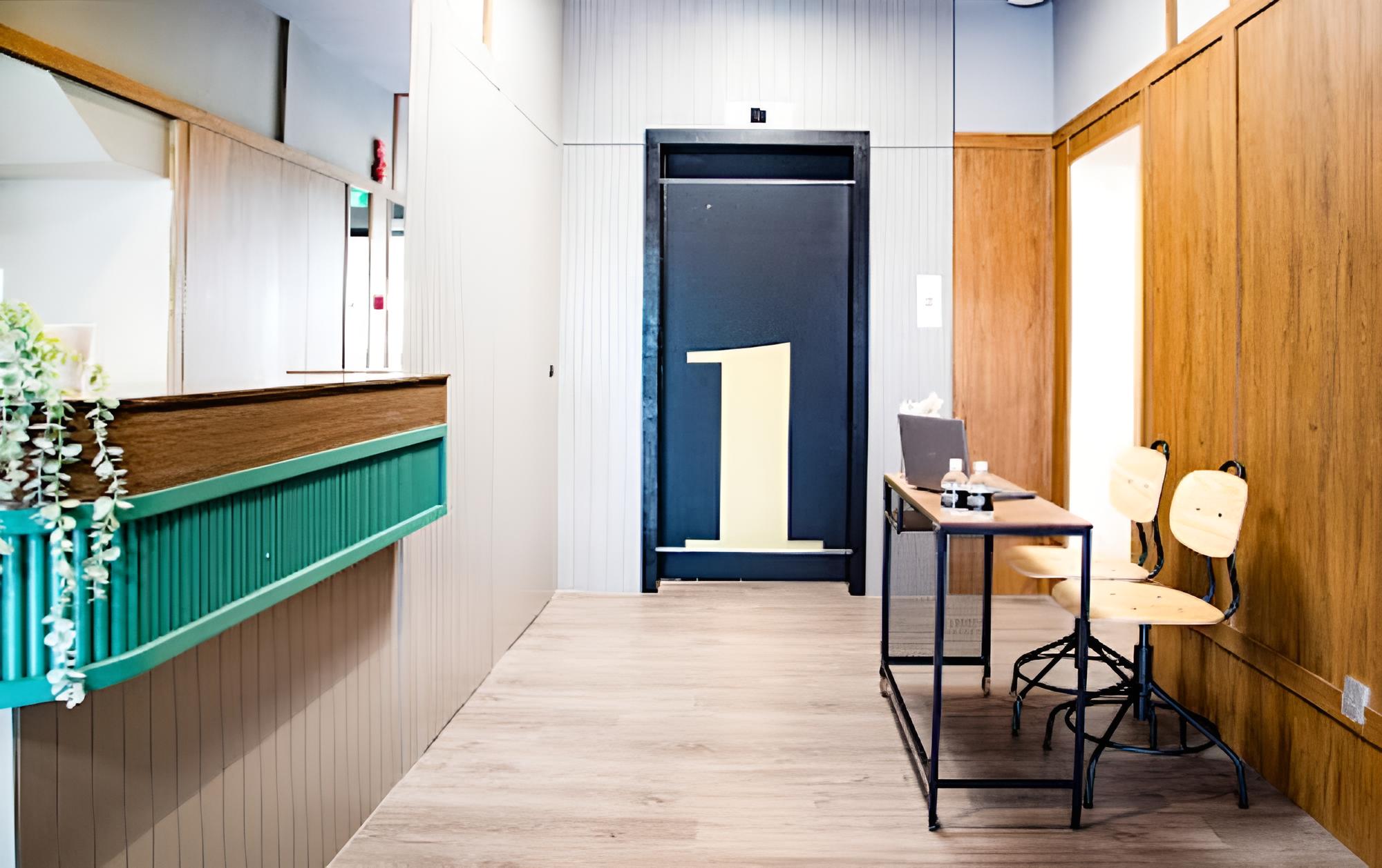 Coliwoo Hotel Gay World