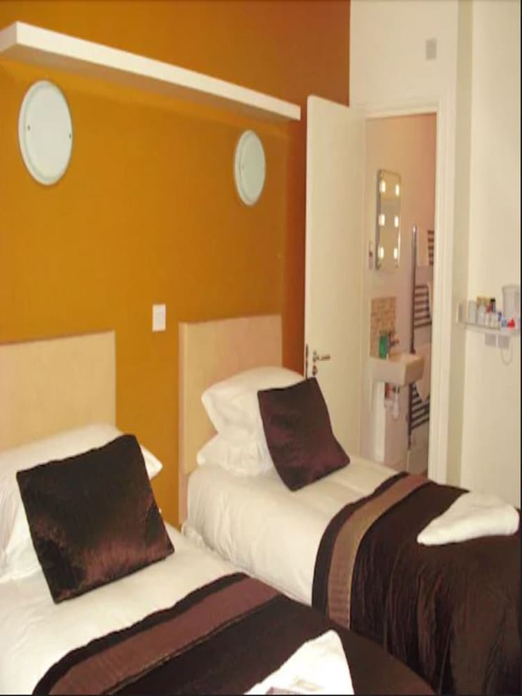 Elgano Guest House