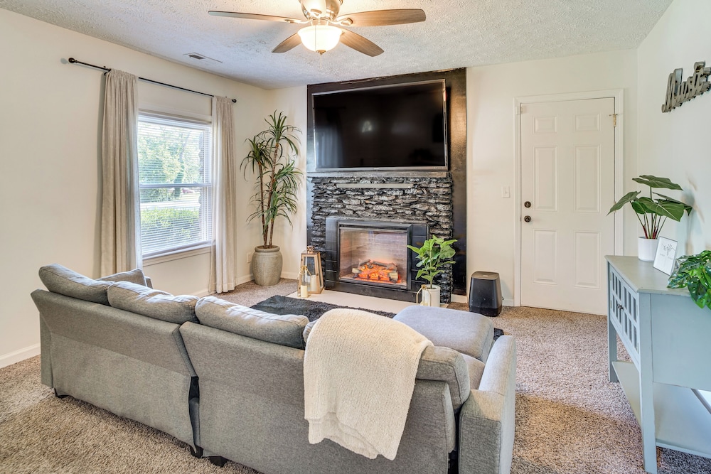 7 Mi to Broadway: Cozy, Quiet Whites Creek Retreat