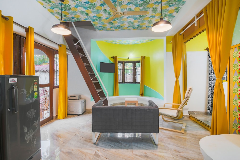 OYO 23755 Home Luxurious 4BHK Anjuna