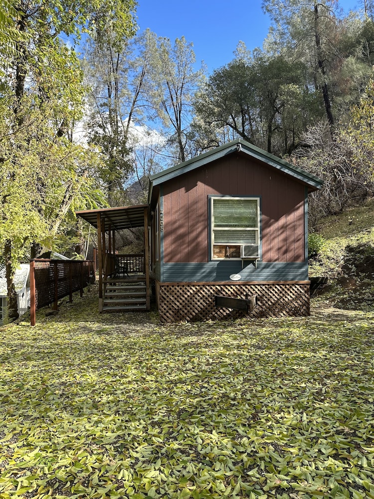 Indian Flat RV Park - Tent Cabins & Cottages