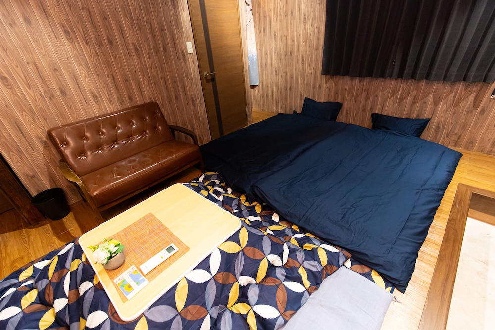 Tokyo House