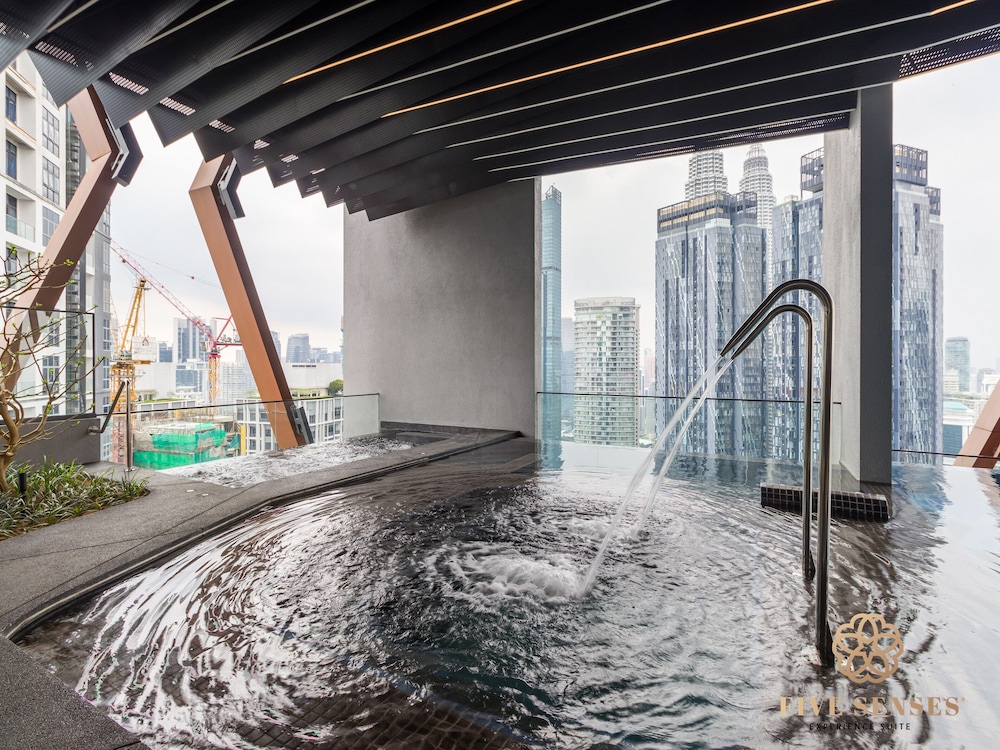 Scarletz Suites by Five senses