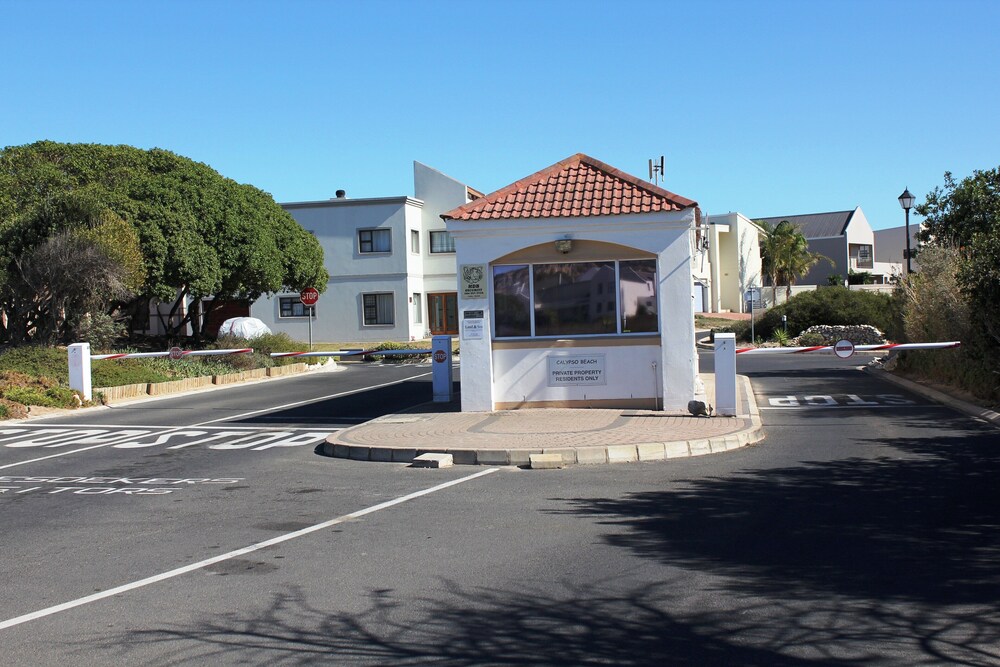 Sunset House Langebaan 8 Sleeper view 2
