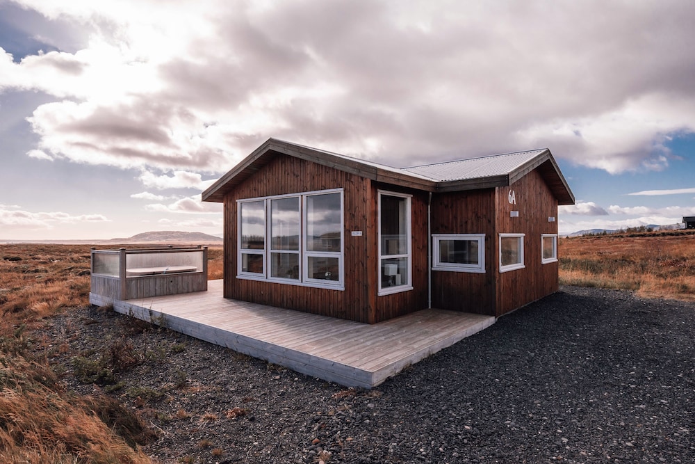 Hotel Blue View Cabin 6A with Hot Tub - Image 1