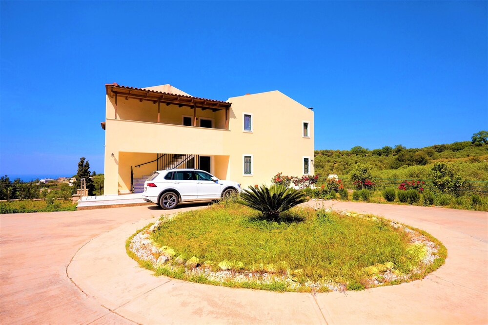 disCrete Villa Lappa