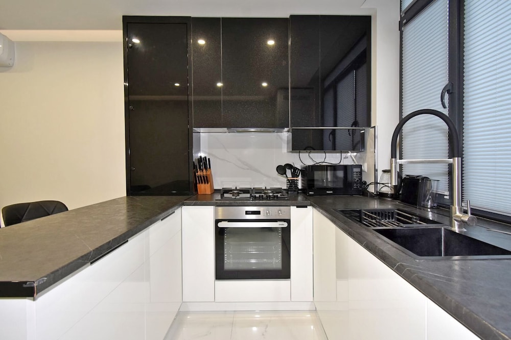 Apartment by Luxe Group SA222