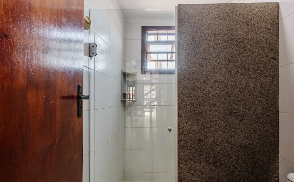 Rsms - Charming Condominium Just 400m From Taperapuan Beach