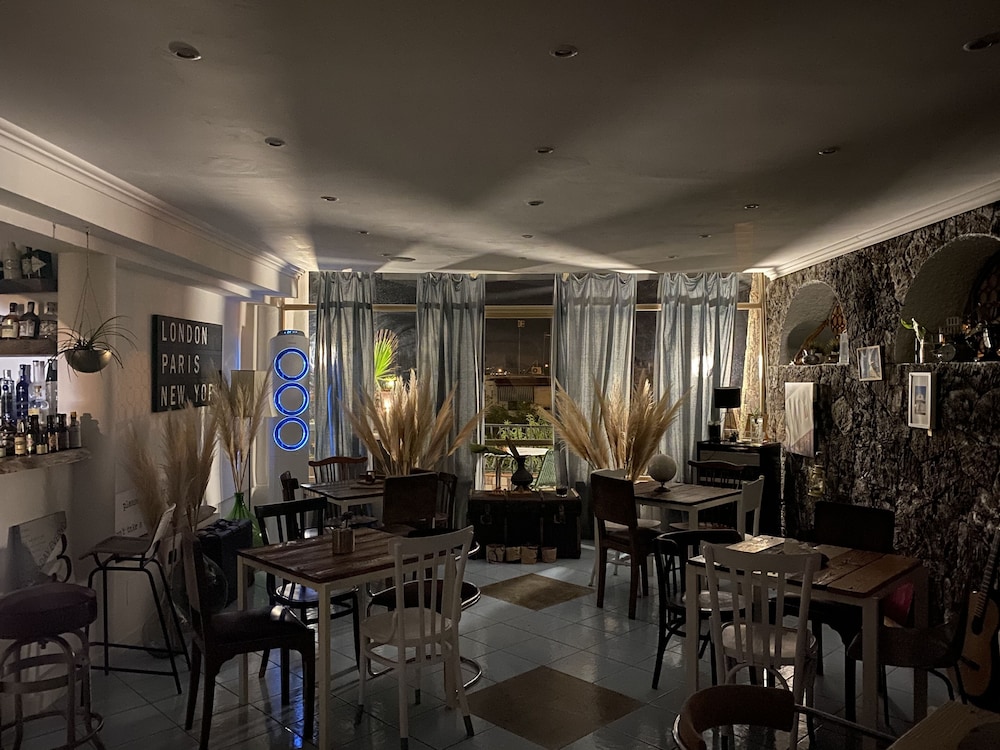 Black Market Hotel