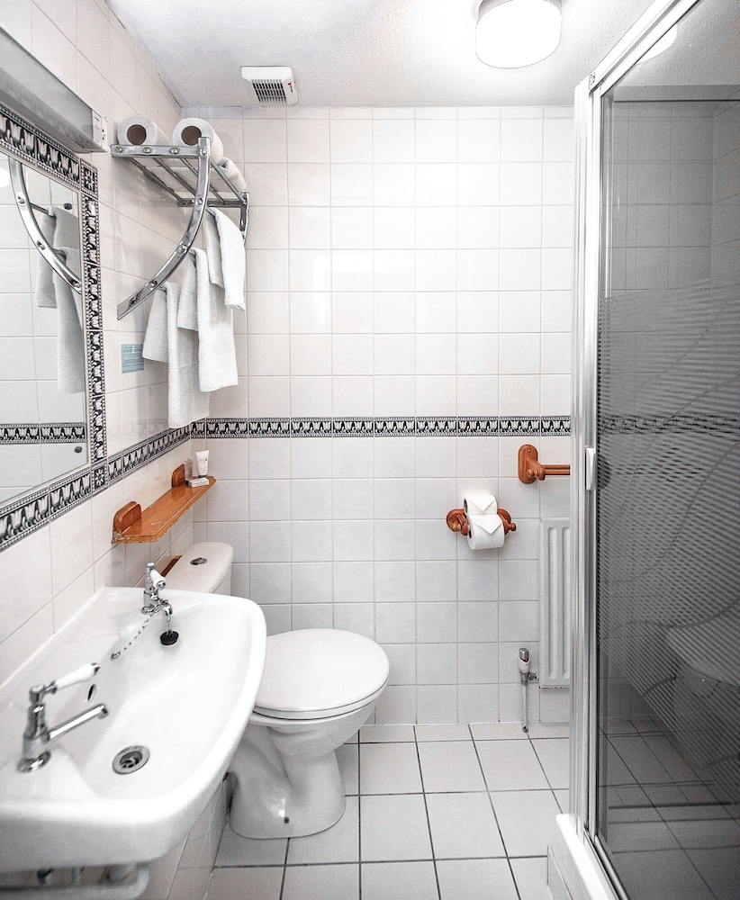 Trivelles Waterhall Country Hotel - Gatwick