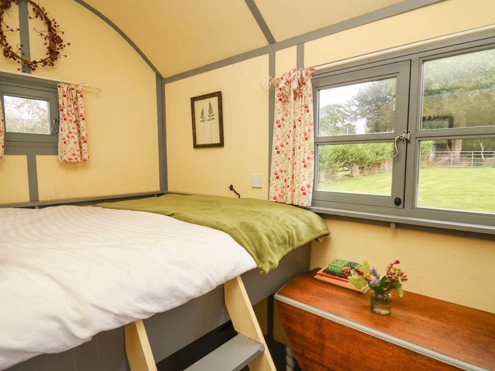 Brown Hare Shepherds Hut