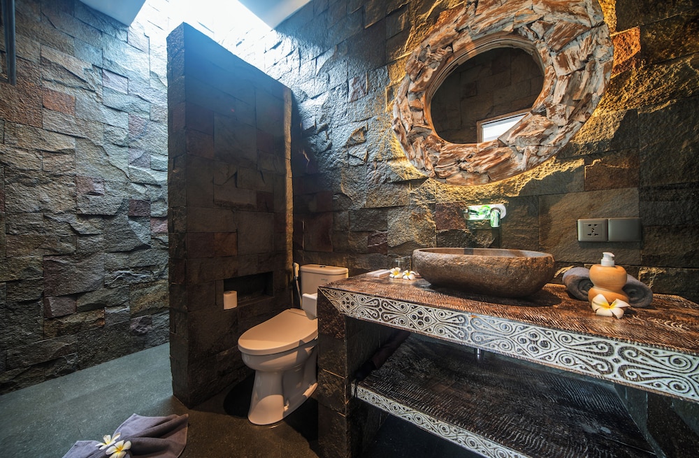 Luxury-Sang Villa-Central Sanur