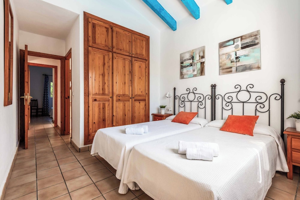 Villa Laura 245