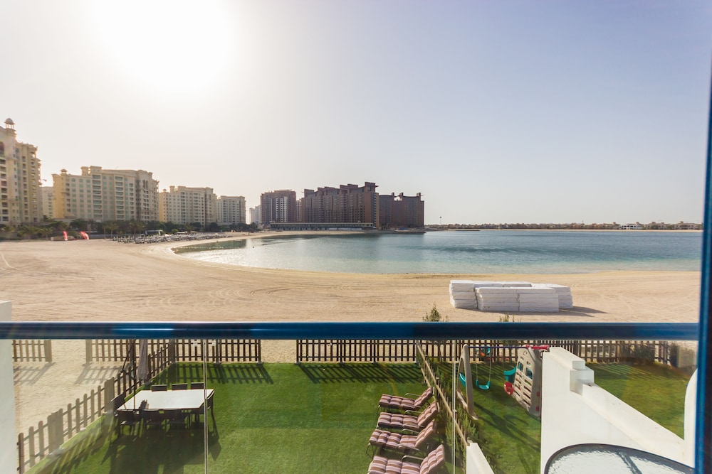 Yanjoon Holiday Homes - Palma Residence