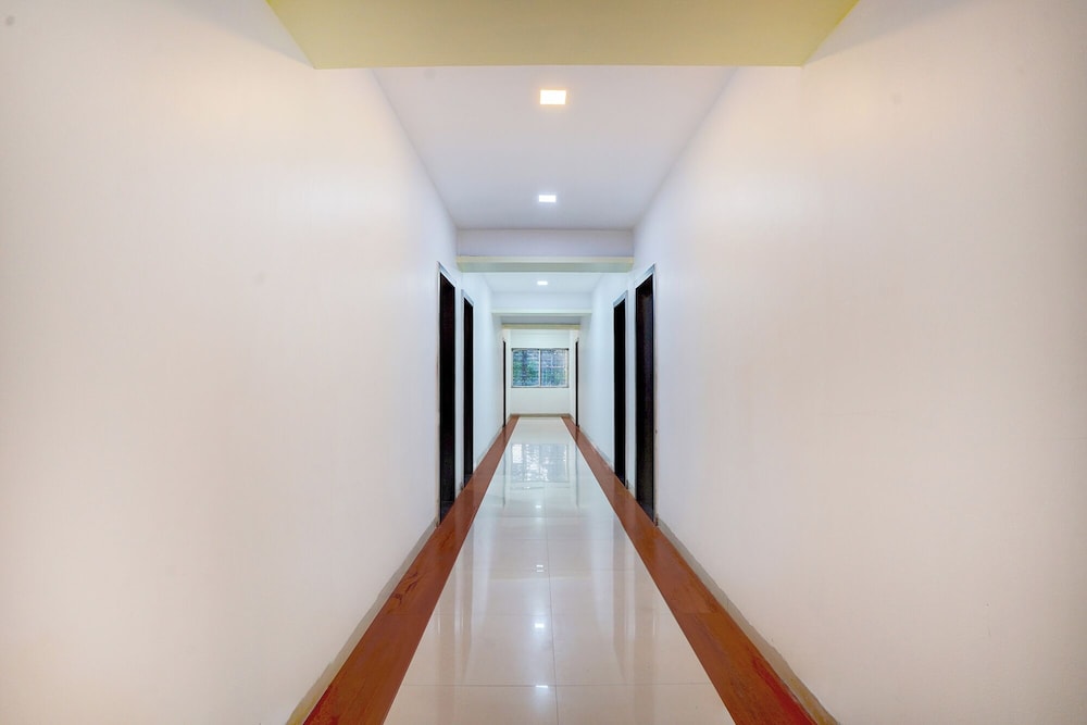 FabHotel Paradise Stay Inn