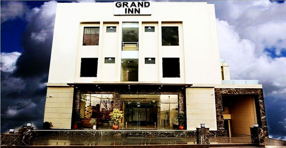 Hotel Grand Inn
