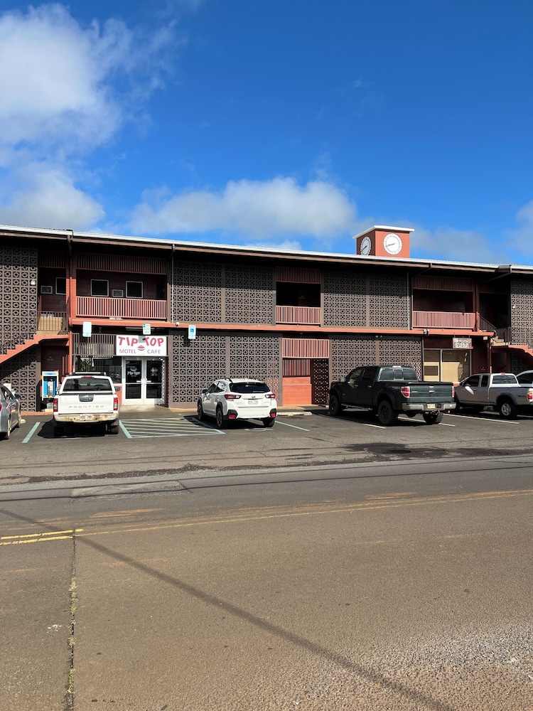 Tip Top Motel Cafe & Bakery