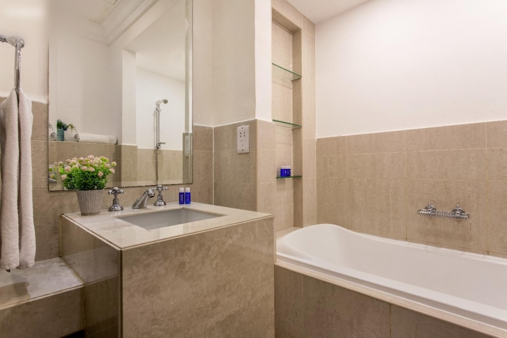 Traditional Meets Modern in Downtown