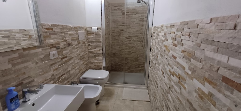 Super Central Rooms