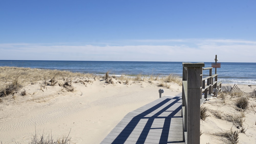 Sea Crest Resort