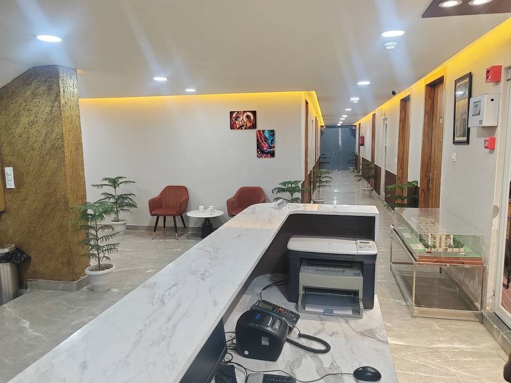 Hotel Mandakini Shri Sadhna