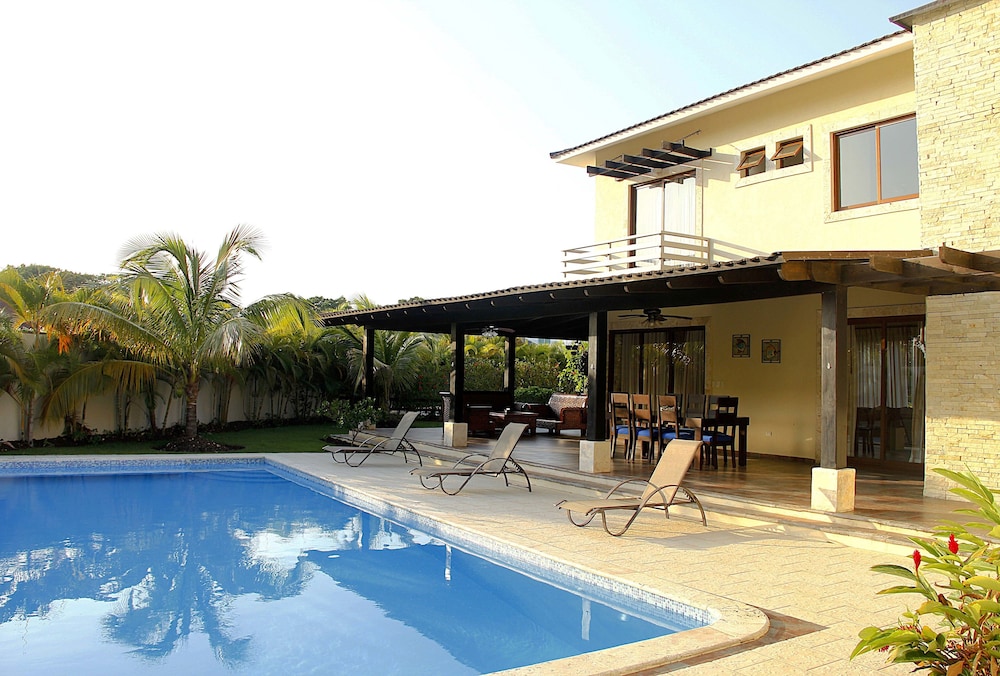Ocean High Luxury Residence