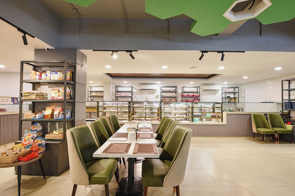 FabHotel Ganeshwaram 141