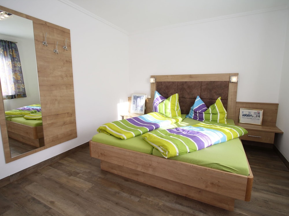 Idyllic Holiday Home in Goldegg Weng Near ski bus view 2