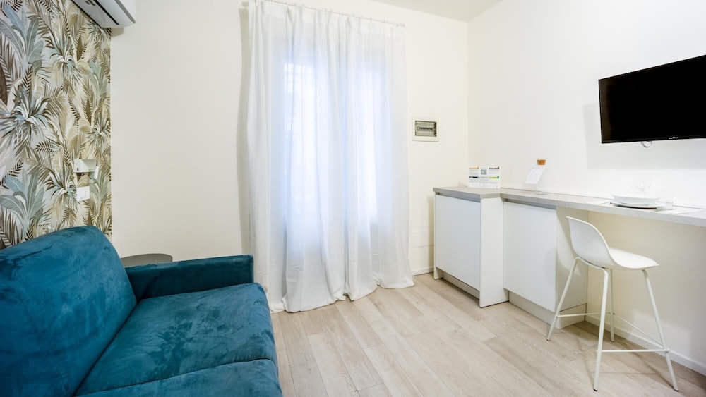 Italianway - The B Village Standard - A02 — Milan photo 2