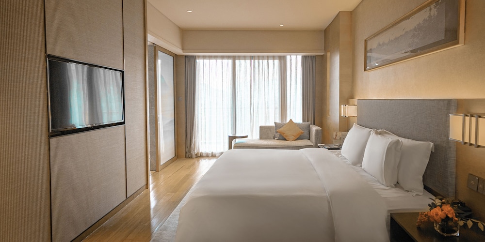 Crowne Plaza Hangzhou Thousand Island Lake by IHG