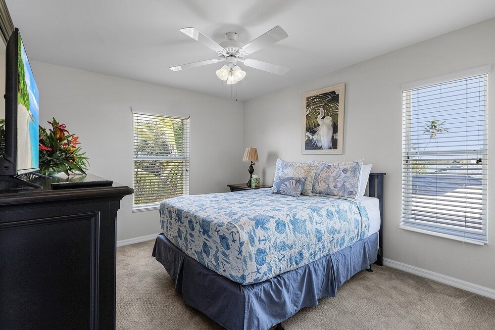 401 Pet-friendly, Pirate's Cove Retreat 3 Bedroom Home