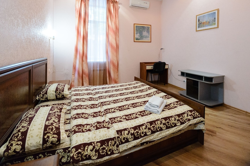 Kiev Accommodation Hotel Service