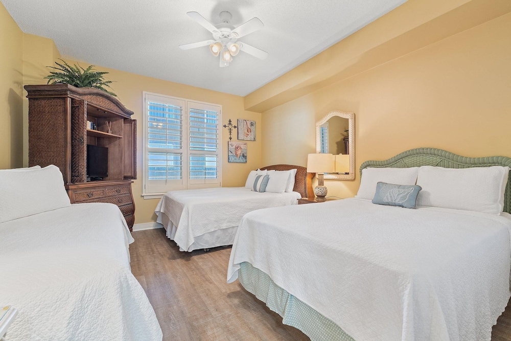 Beach Colony East 7C view 3