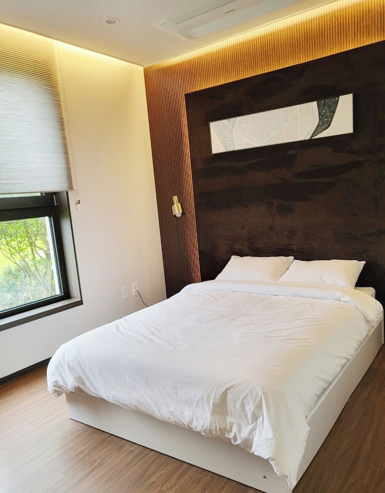 Hermen House in Jeju