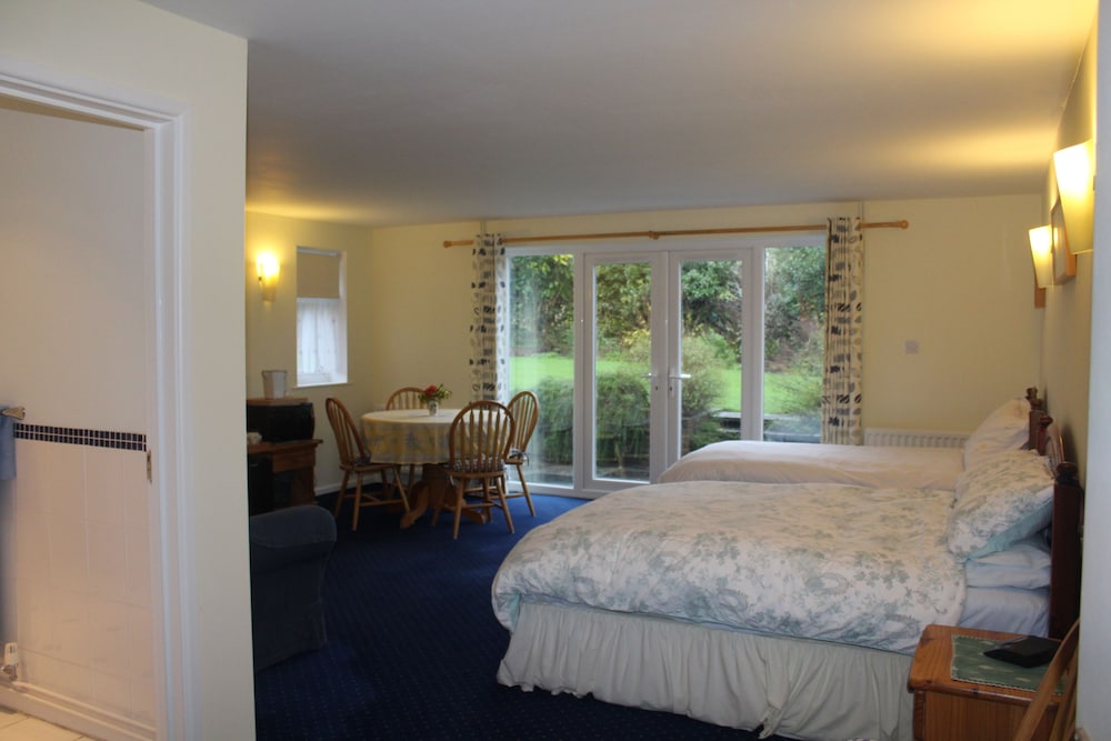 Courtlands Nurseries B&B view 2
