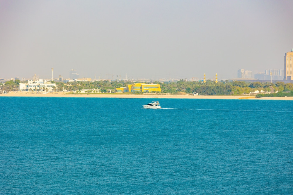 EDEN'S Homes & Villas - Anantara Palm Residences