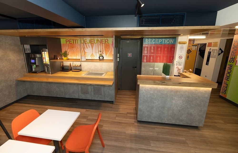 Besancon Vacations - Accueil Hotel Besancon - Property Image 1