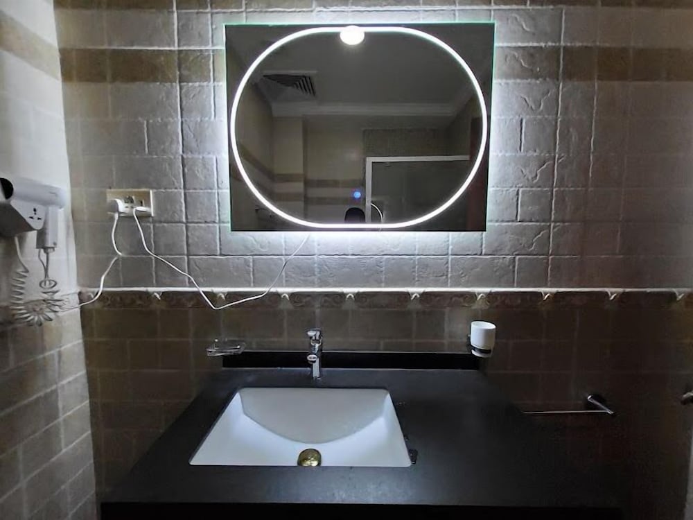 Alim Luxury Apartments