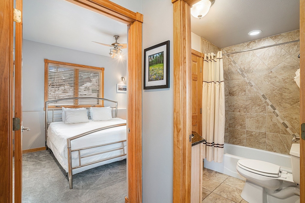 Estes Park Vacation Lodging