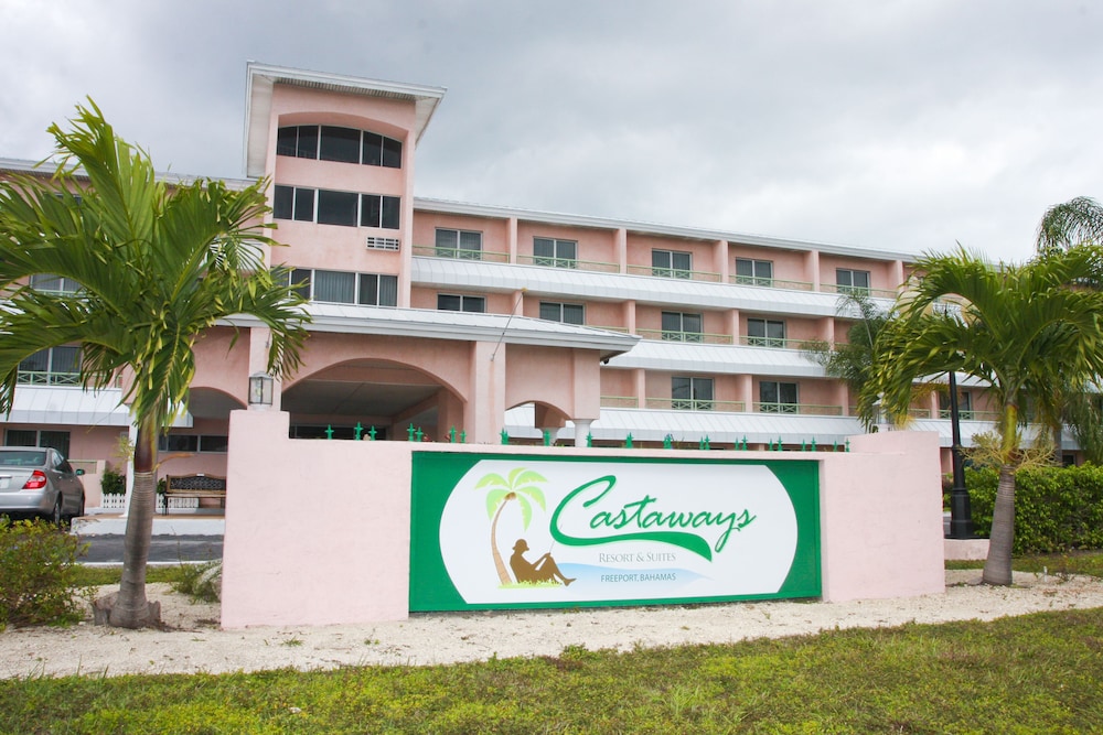 Castaways Resort and Suites - Photo 30