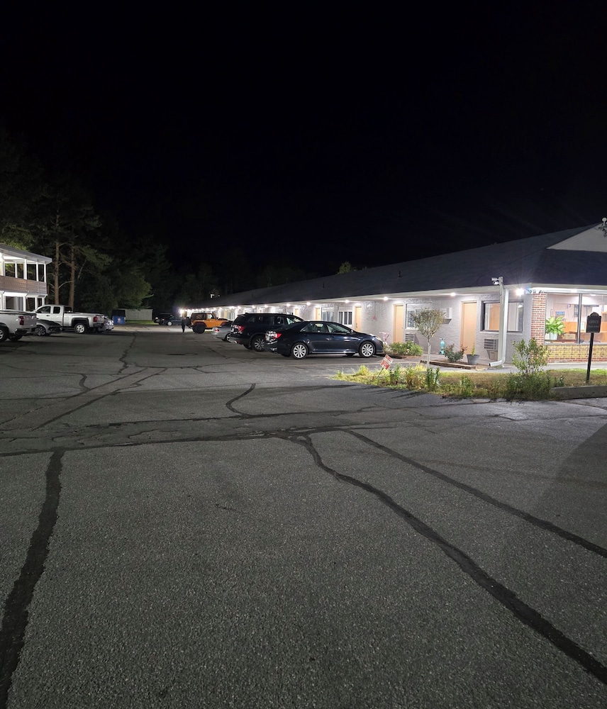 Nashoba Valley Inn & Suites