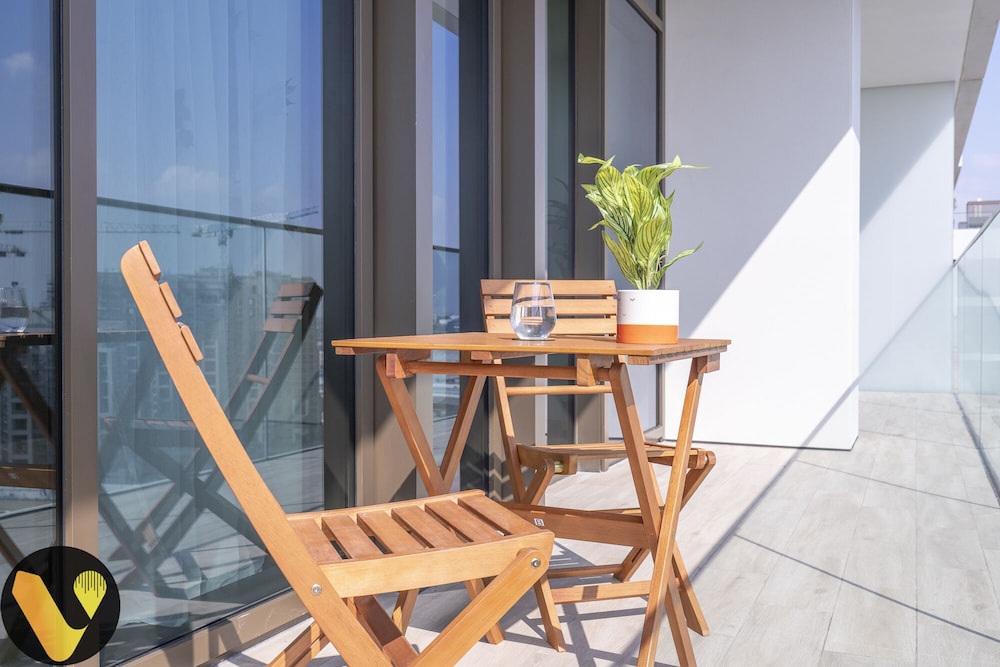 Palace Waterfront Living Dubai Creek
