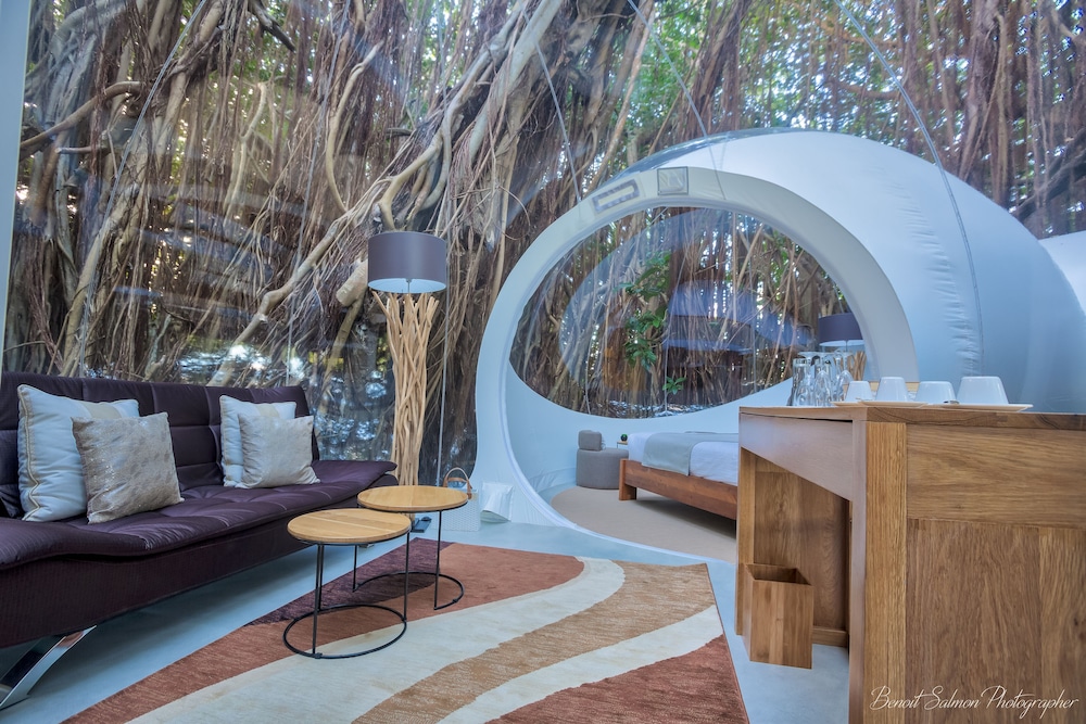 Bubble Lodge Ile aux Cerfs Island 15